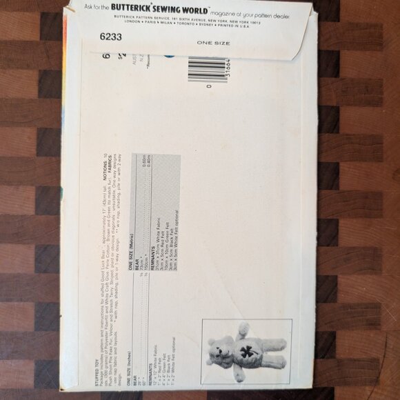 VINTAGE Butterick 6233 Good Luck Bear - Uncut - Care Bears - circa 1983 - Picture 2 of 3